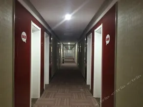 Thank You Hotels (Longkou Tonghai Road) - Image 3