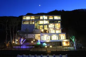 Gapyeong White Cube 24 Spa Pool Pension - Image 5