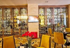Yichang Golden Lion Hotel - Image 5