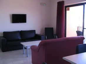 Bella Vista Apartments - Image 4