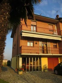 Gold B&B - Image 1
