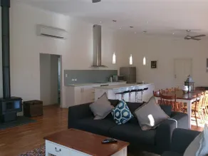 Annabelle's Cottage - Image 2