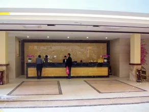 Tongfa Hot Spring Hotel - Image 4