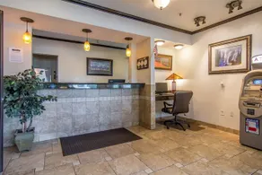 City Creek Inn & Suites - Image 4