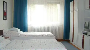 Napfény Apartmanház - Gyula - Image 3