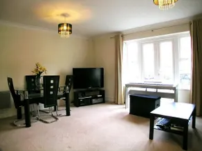 Oxford Apartment - Image 5