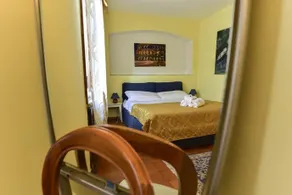 Prince's Suite Piazza Di Spagna - Image 4