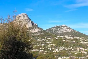 Au Pied Des Baous - Image 2