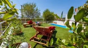 Ctma144/ Charming Holiday Home - Image 2