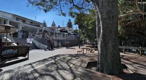 Sunshine Beach Shack - Image 4