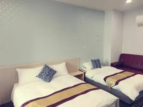 Sky Blue Guest House - Image 3