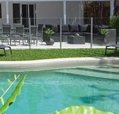 Gardenia Luxury Holiday House - Image 1