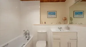 The Hart Street Residence No 2 - Image 3
