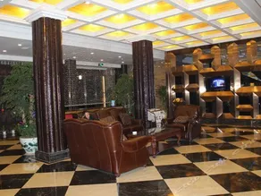 Jane Love Hotel - Image 2