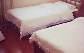 Xianyang Konggang New City Minghao Express Hotel - Image 5