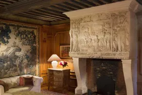 Chateau De Beneauville - Image 2