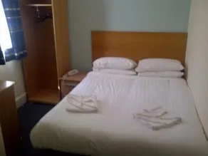 Hagley Hotel - Image 5