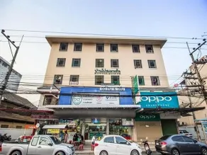 Ban Pong Mansion - Image 4