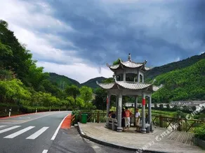 Sanqingshan Zhu Xian Hotel - Image 3