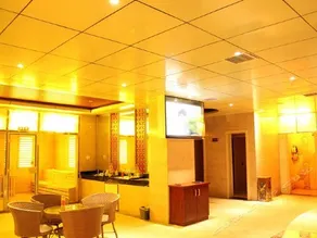 Jianlang Holiday Hot Spring Hotel - Image 3