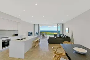 Nautilus Beachfront Apartment 12 - Image 3