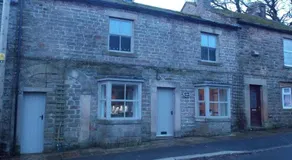 Hilltop Cottage - Image 2