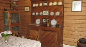 Nivani 1880's cottage - Image 2