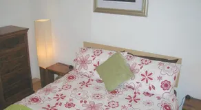 West Bow Edmonstone close - Image 2