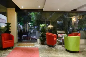 Oyo Rooms Benz Circle - Image 3