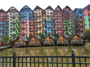 Heyuan Bavarian Hot Spring Hotel - Image 5