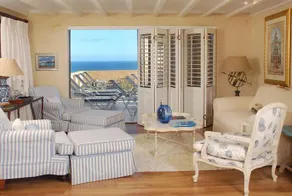 The Residence of Whales Collection - Les Baleines - Image 2