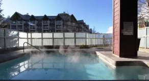 R & R Retreat Luxury Condo - Image 3