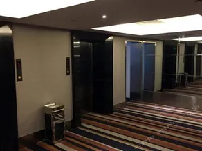 Crystal Orange Hotel North Bund Branch - Image 3