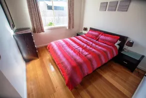 Ella Beach House - Image 3