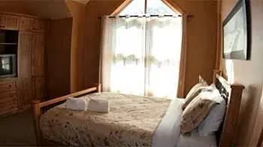 Canadian Mountain Lodging at Kicking Horse Mountain Resort - Image 4