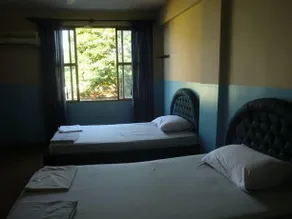 Hotel Cosmos - Image 1