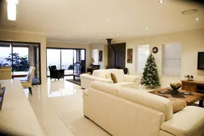 Montville Mountain Lodge - Image 4