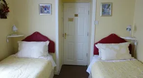 Willow House Bed and Breakfast - Image 4