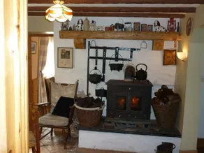 Clyhore Cookie Cottage - Image 3
