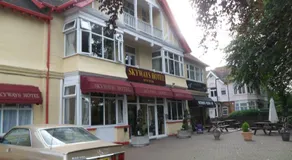 Skyways Hotel - Image 2