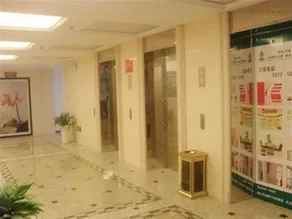 GreenTree Alliance Shanghai Anting Zhaofeng Road Subway Station Hotel - Image 3