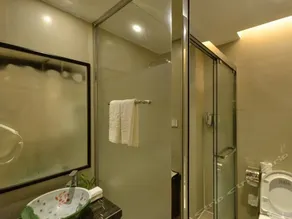 Jiupin Lianzhuang Boutique Themed Hostel - Image 5