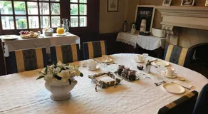 Villa Black Bnb - Image 4