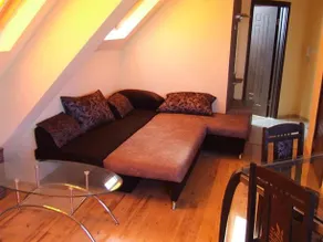 Asparuhov Guest Rooms - Image 3