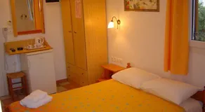 Dina's Rooms - Image 3