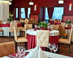 Hotel & Restauracja Zloty Las - Image 4