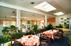 Riviera Nova Role - Image 5