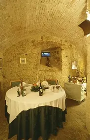 Castello Di Casigliano Country Inn - Image 5