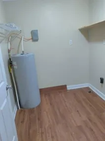 Pleasant Hill Home - Image 4