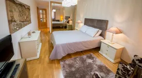 The Deluxe House - Image 4